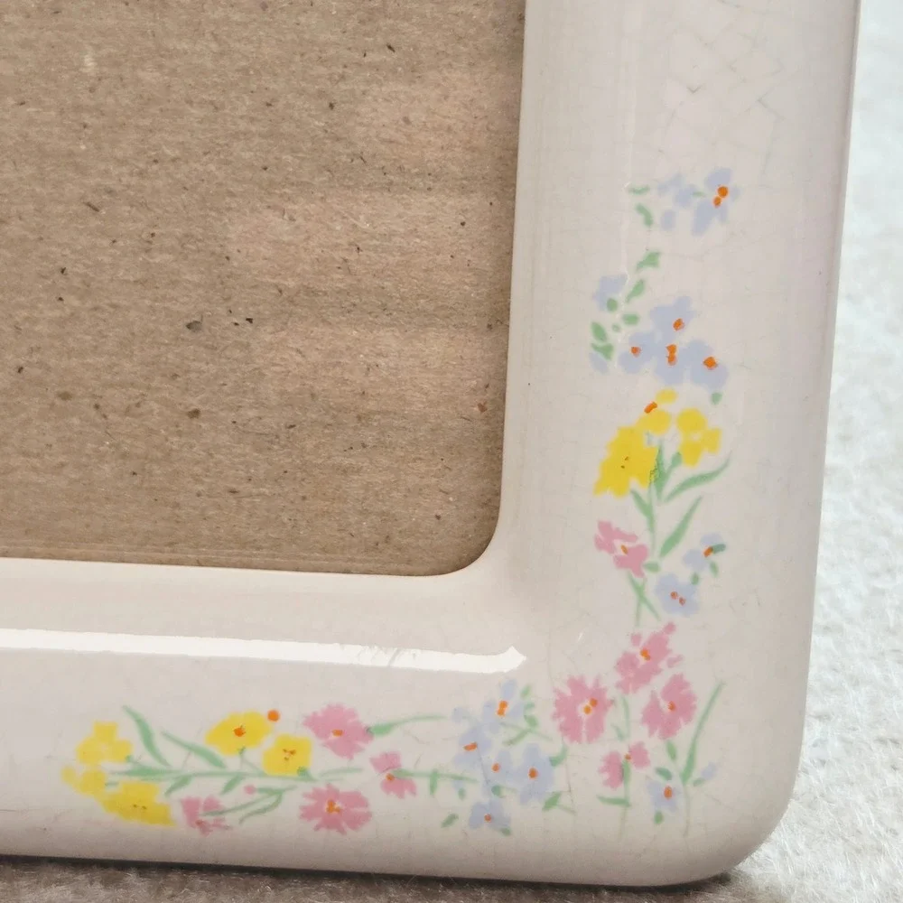 Vintage Ceramic Floral Picture Frame Cream Glazed Crazed Finish Tabletop 3.5×5